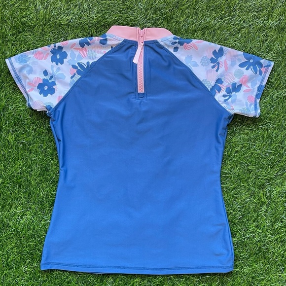 Eddie Bauer Swim Guard Girls 10/12 rashguard Preowned beach pool summer surf - Picture 3 of 4